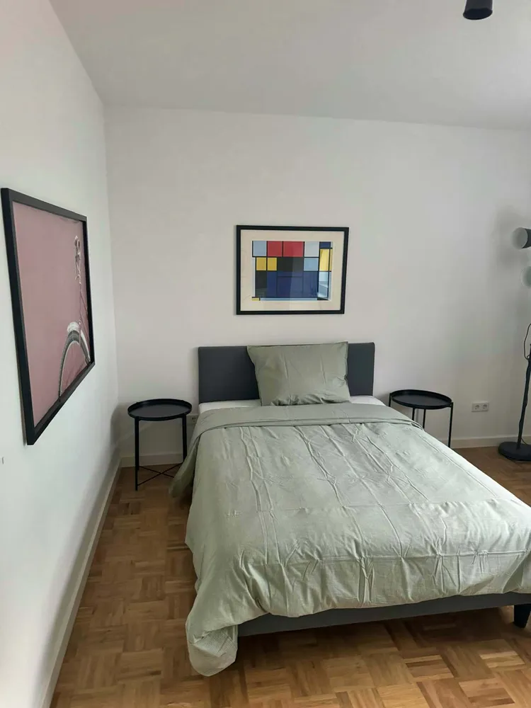WG-Zimmer mit 24 m² in Düsseldorf – Bild 10
