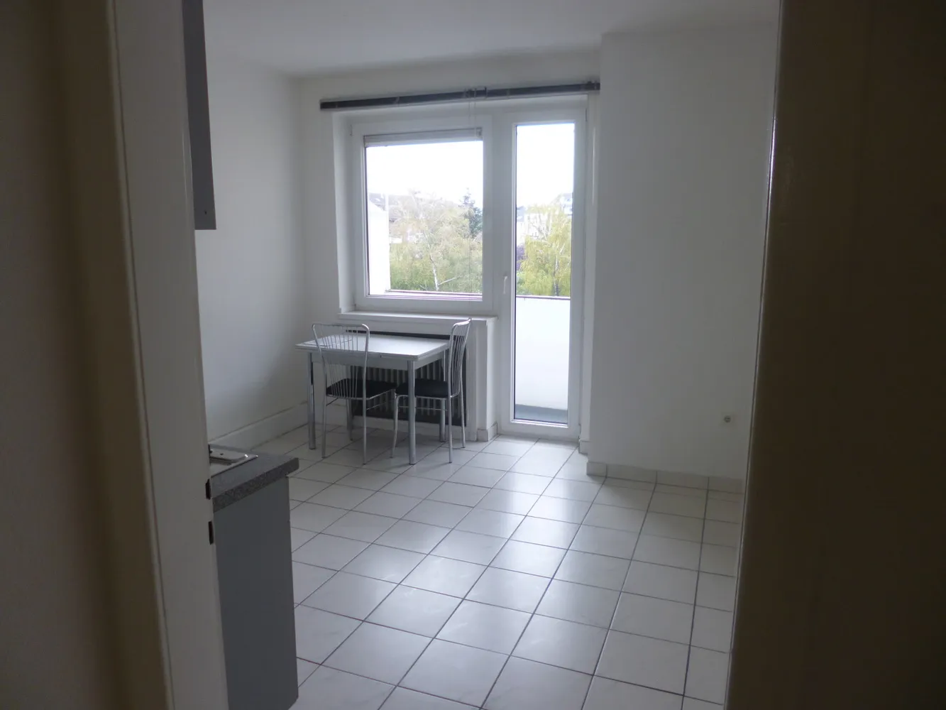 2 Zimmer Wohnung mit 42 m² in Düsseldorf – Bild 4