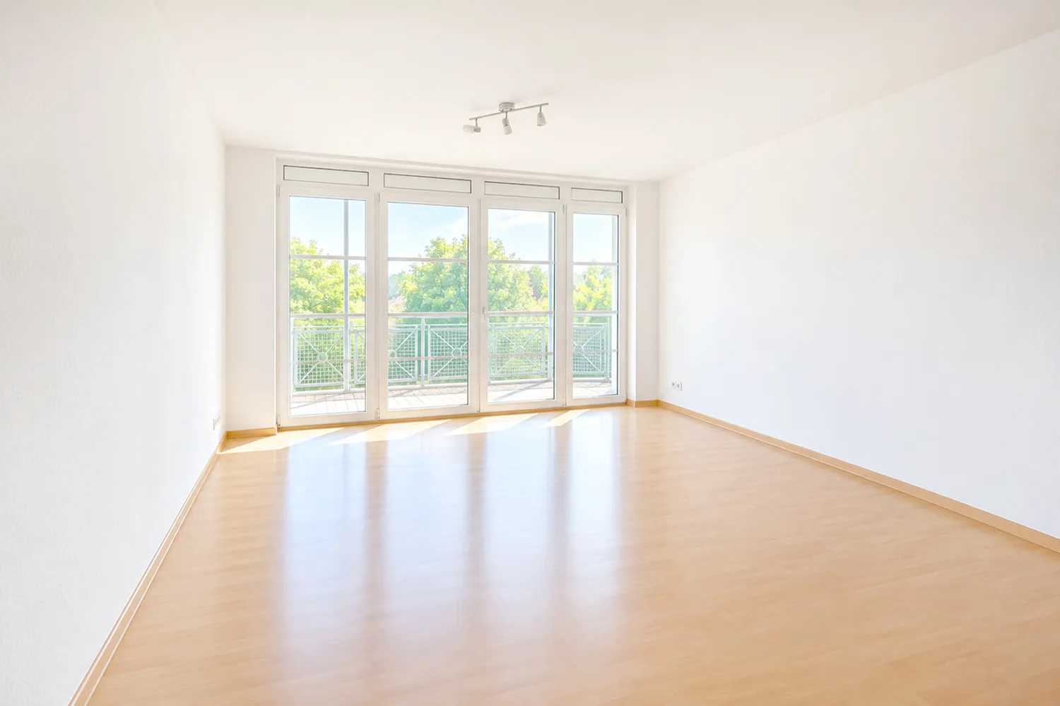 2 Zimmer Wohnung mit 65 m² in Frechen – Bild 2
