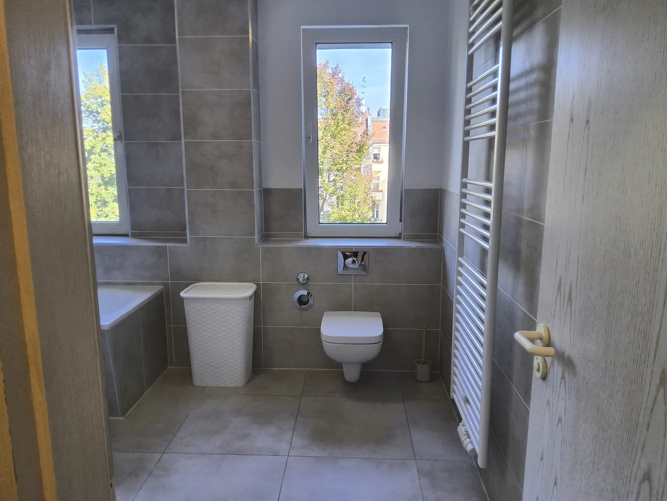 5 room apartment with 113 m² in Berlin – Photo 1