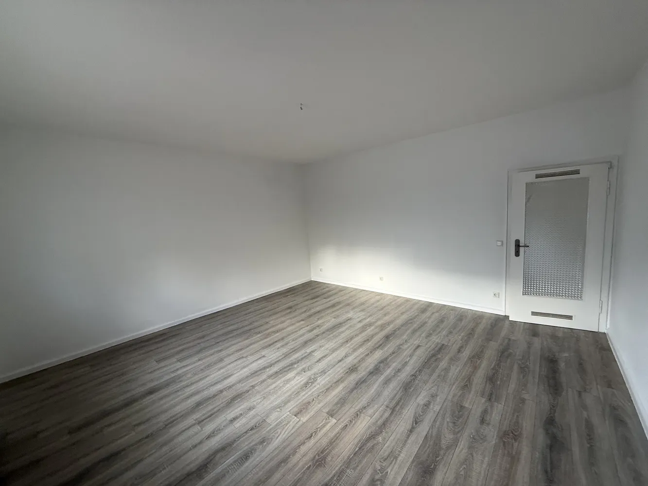 3 Zimmer Wohnung mit 94 m² in Krefeld – Bild 4