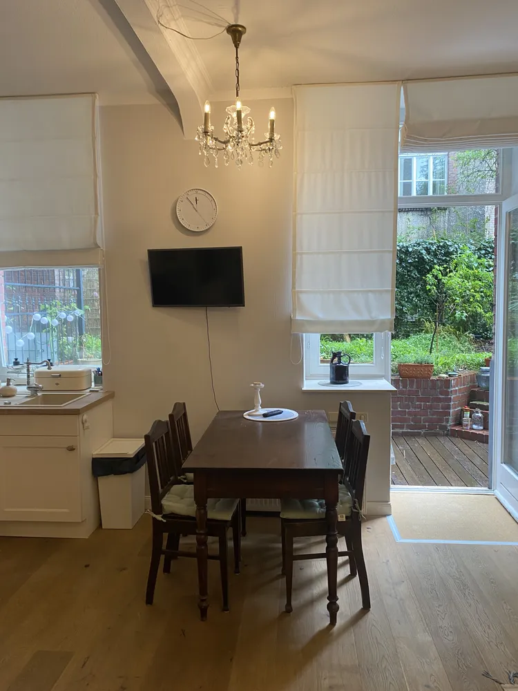 2 room apartment with 50 m² in Cologne – Photo 4