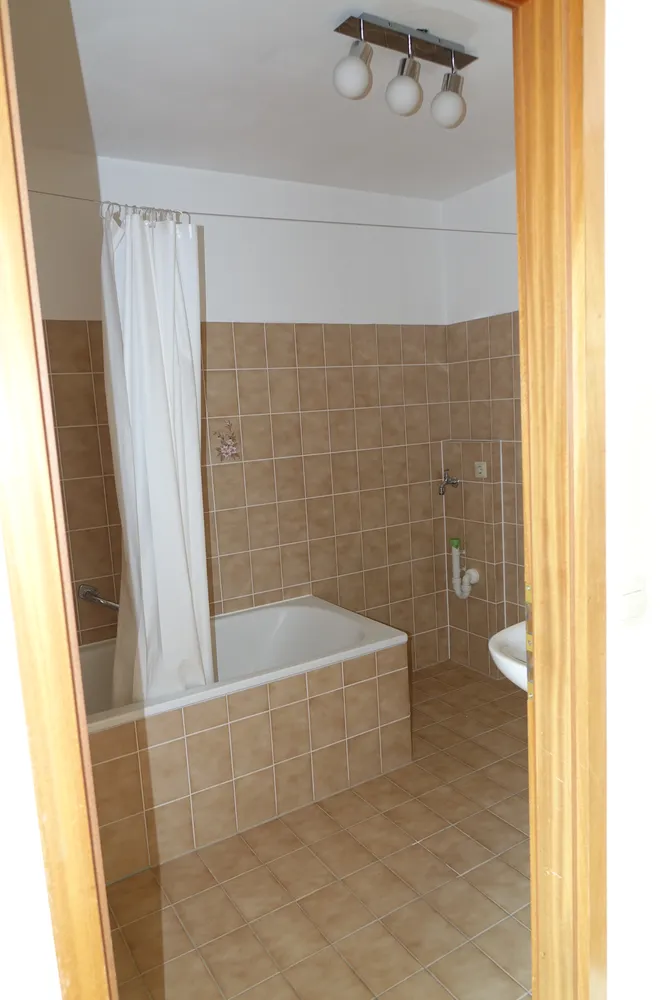 2 Zimmer Wohnung mit 42 m² in Augsburg – Bild 3