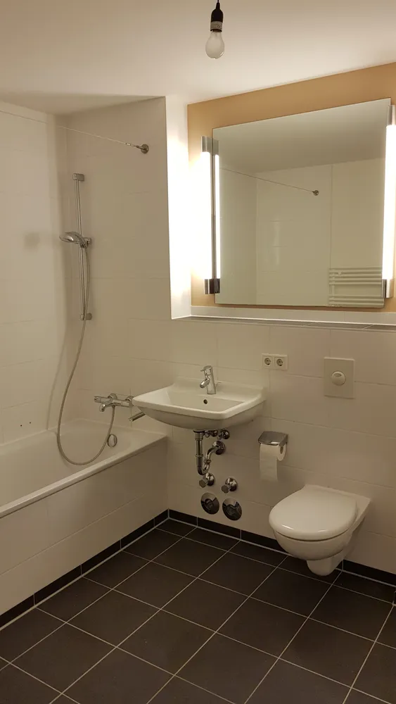 2 Zimmer Wohnung mit 65 m² in München – Bild 9