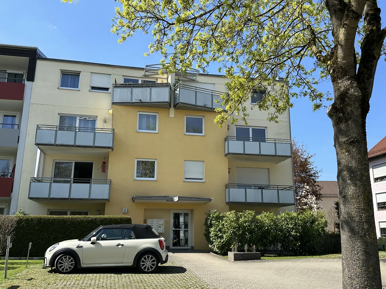 2 Zimmer Wohnung mit 42 m² in Augsburg – Bild 1