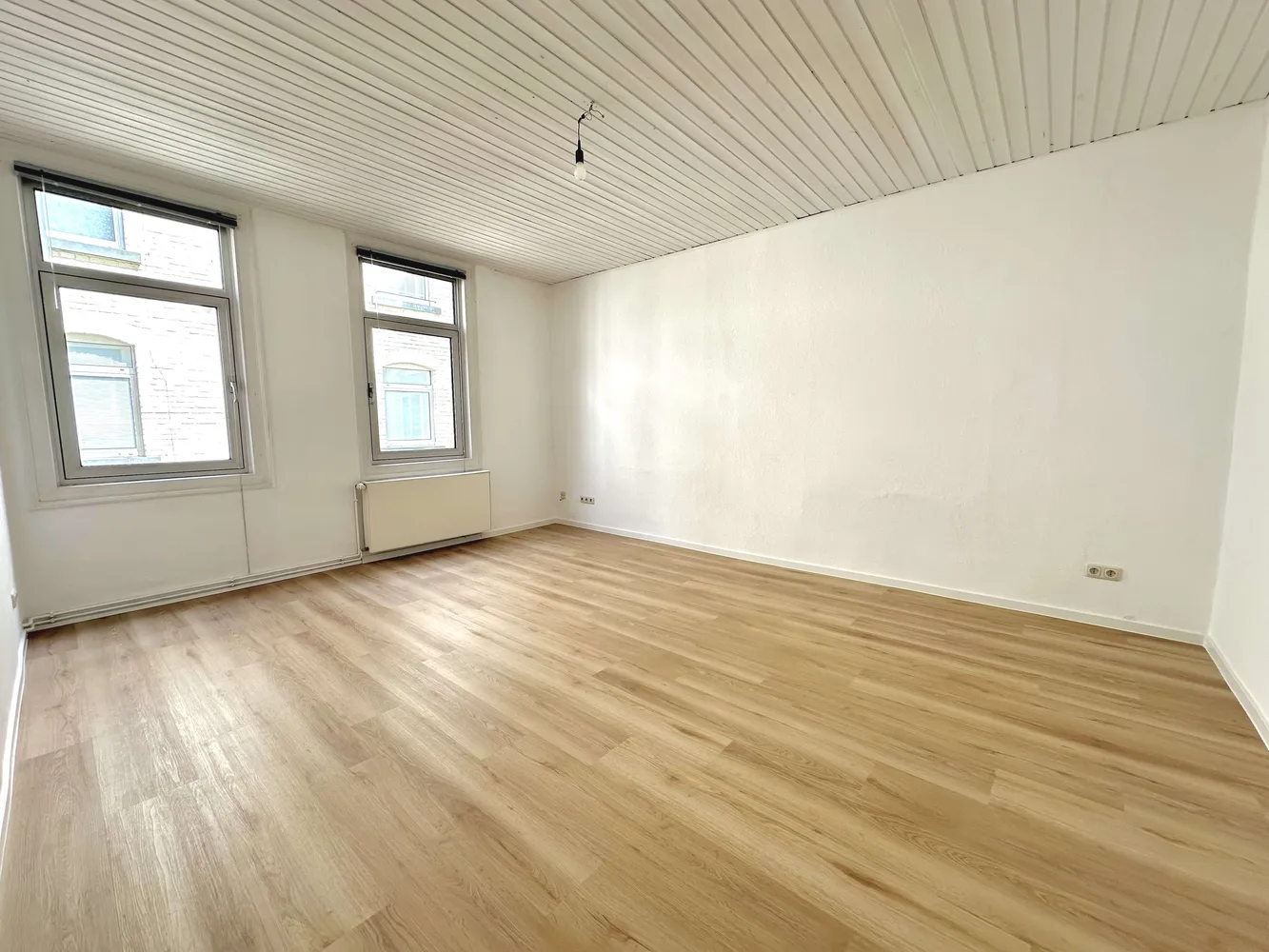 2 Zimmer Wohnung mit 68 m² in Wiesbaden – Bild 3