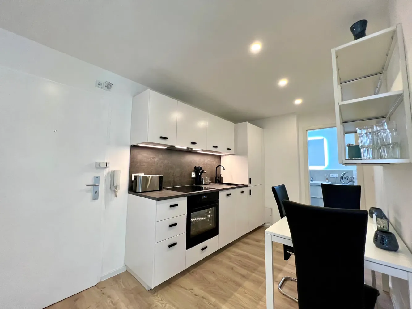 WG-Zimmer mit 9 m² in München – Bild 4