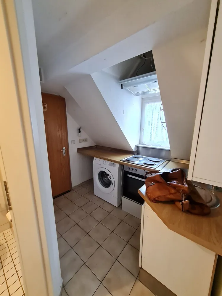 2 Zimmer Wohnung mit 38 m² in Karlsruhe – Bild 6
