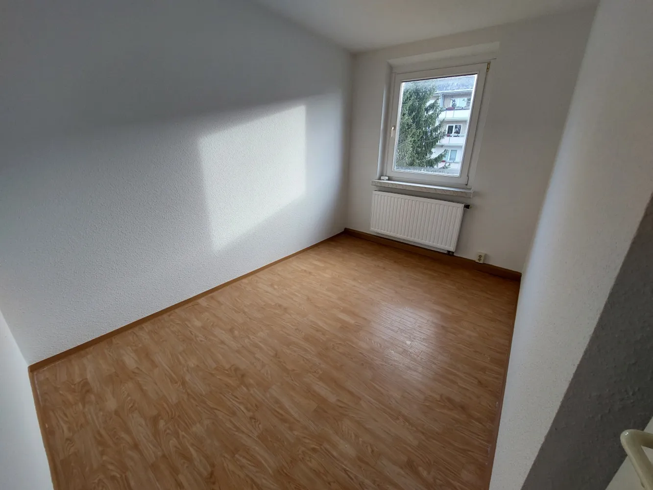 3 Zimmer Wohnung mit 54 m² in Suhl – Bild 3