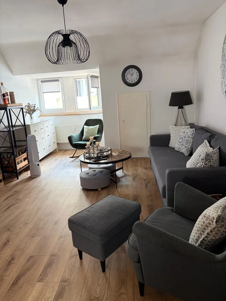 2 Zimmer Wohnung mit 60 m² in Krefeld – Bild 1