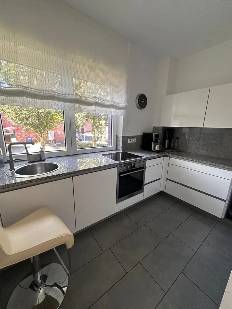 4 Zimmer Wohnung mit 99 m² in Mönchengladbach – Bild 1