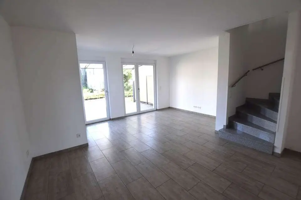 4 Zimmer Haus mit 105 m² in Aschaffenburg – Bild 1