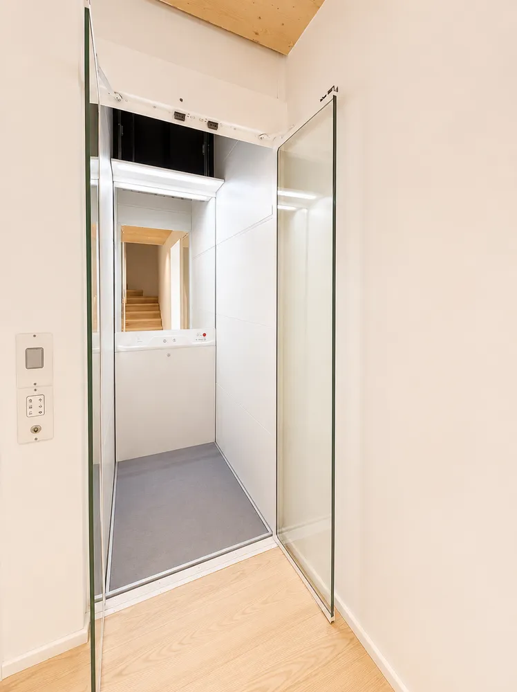 5 Zimmer Wohnung mit 252 m² in Karlsruhe – Bild 9