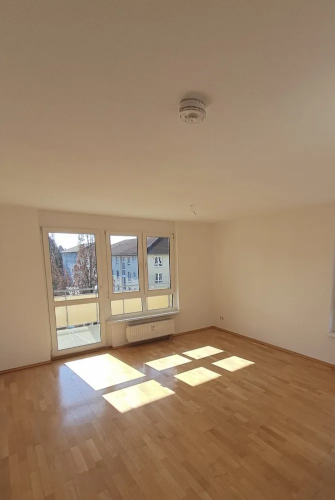 3 Zimmer Wohnung mit 74 m² in Dresden – Bild 1