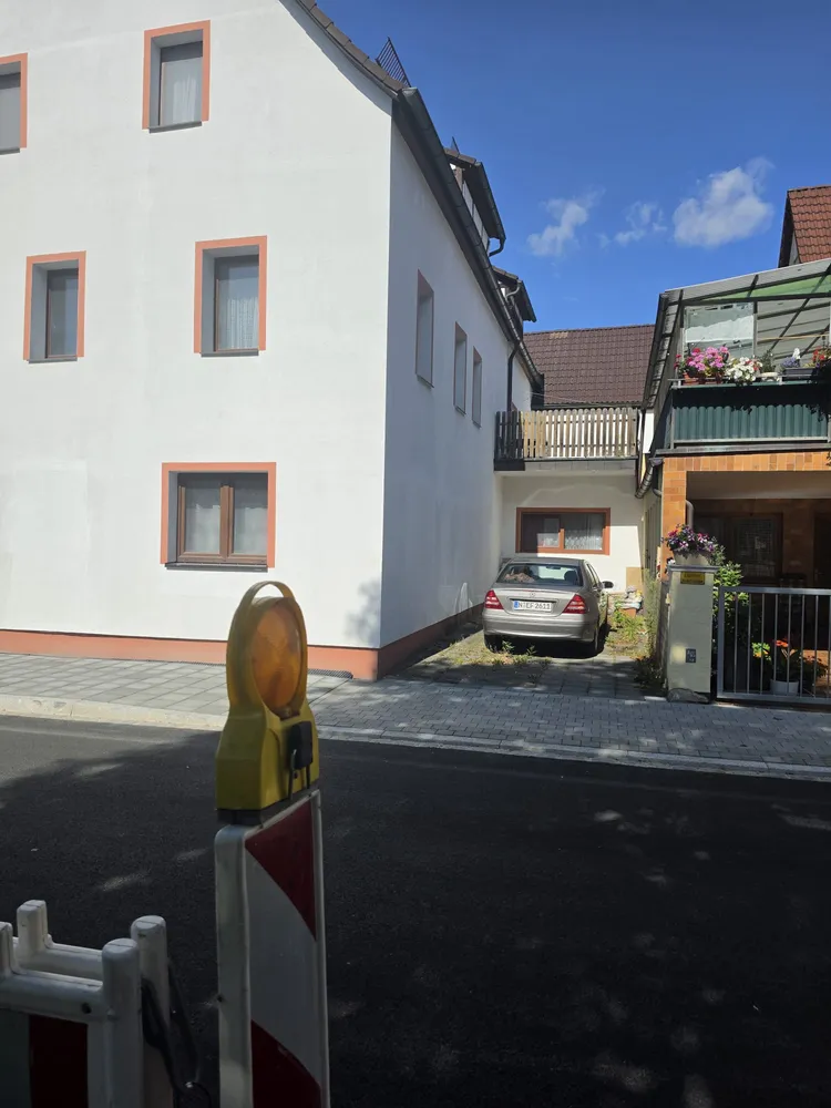13 Zimmer Haus mit 450 m² in Nürnberg – Bild 2