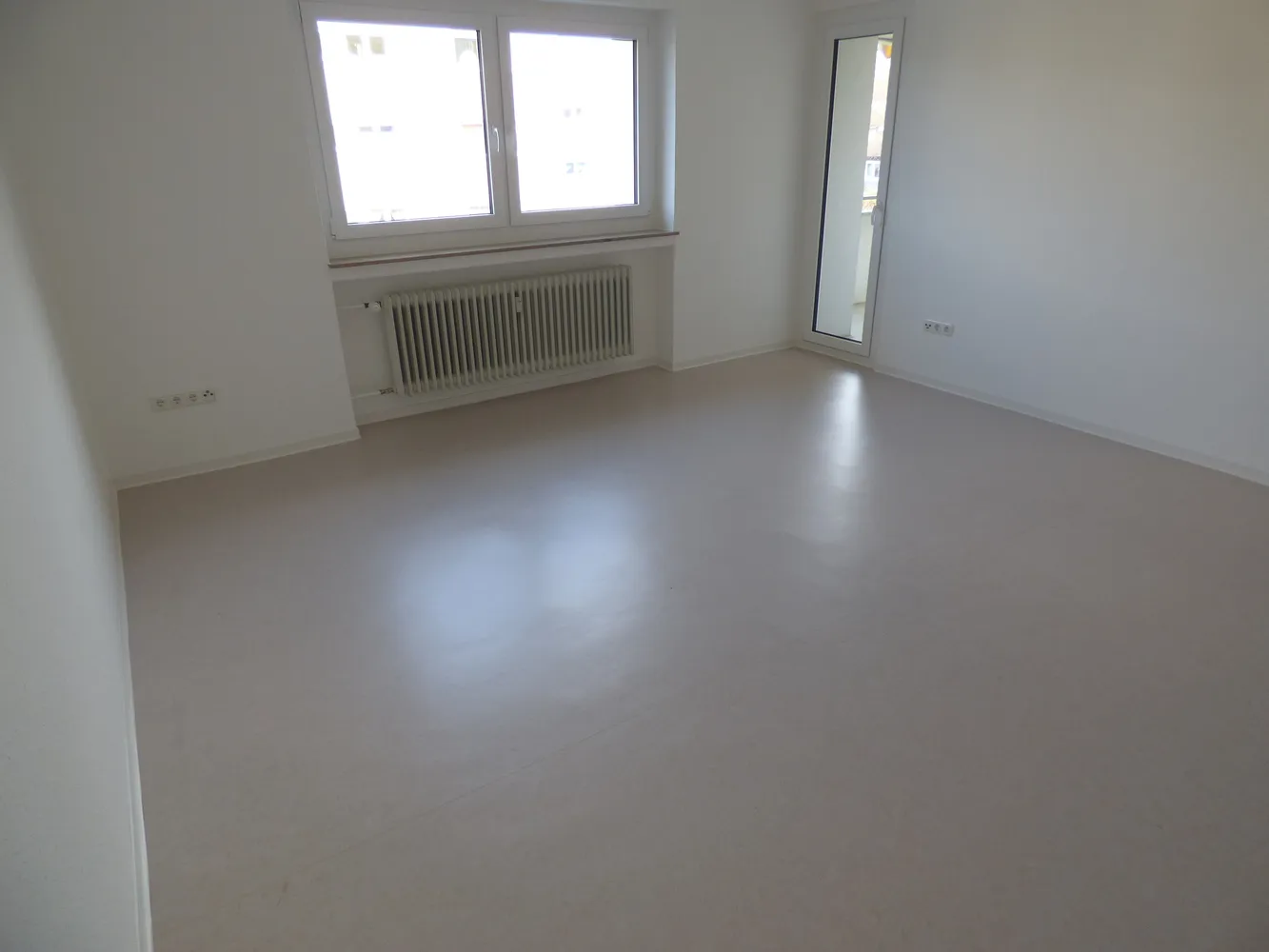 2 Zimmer Wohnung mit 61 m² in Hof – Bild 2