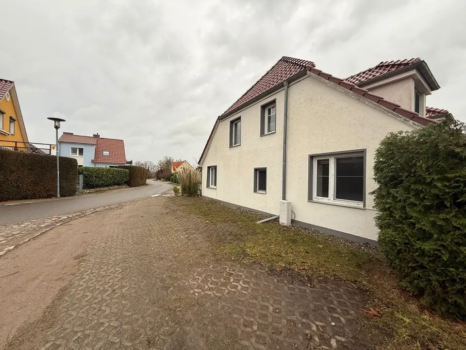 8 Zimmer Haus mit 187 m² in Wismar – Bild 2