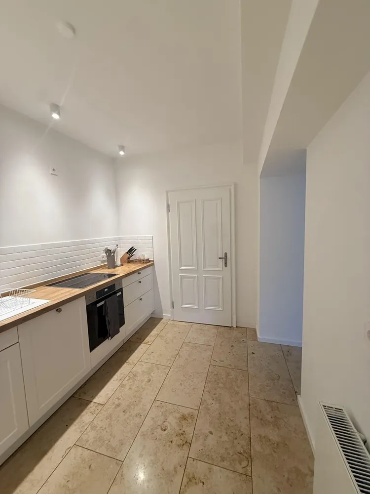 1 Zimmer Wohnung mit 80 m² in Köln – Bild 10