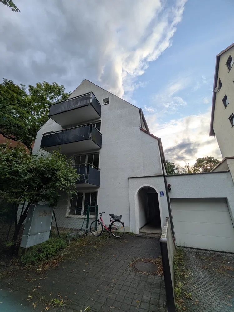 1 Zimmer Wohnung mit 40 m² in München – Bild 11