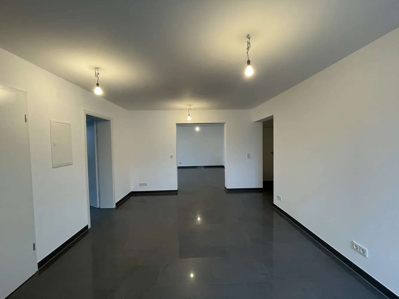 3 Zimmer Wohnung mit 100 m² in Wiesbaden – Bild 9