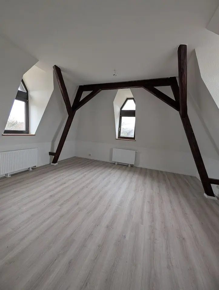 3 Zimmer Wohnung mit 70 m² in Greiz – Bild 2