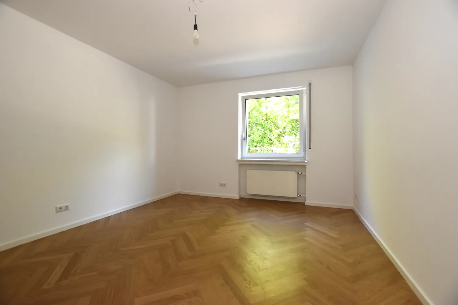 3 Zimmer Wohnung mit 92 m² in München – Bild 4