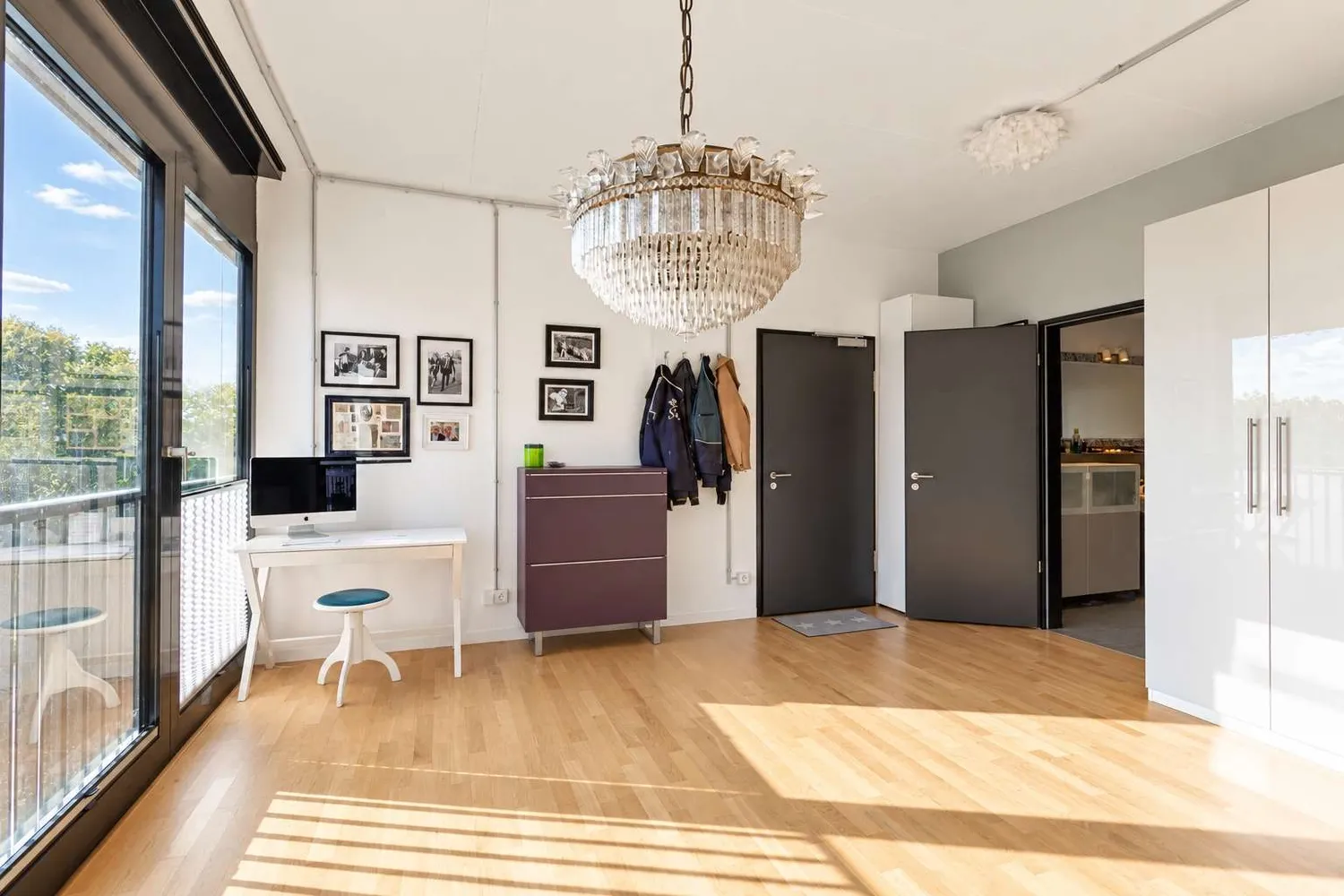 1 room apartment with 119 m² in Bremen – Photo 8