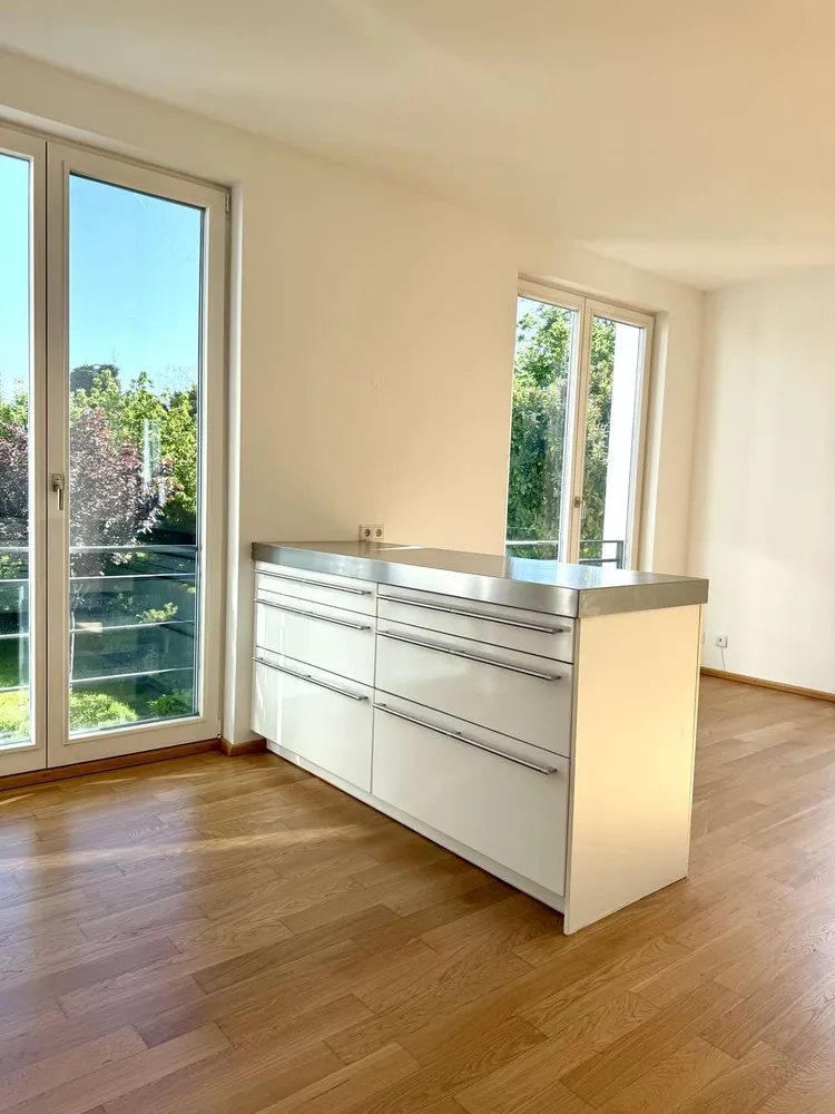 5 Zimmer Wohnung mit 195 m² in München – Bild 3