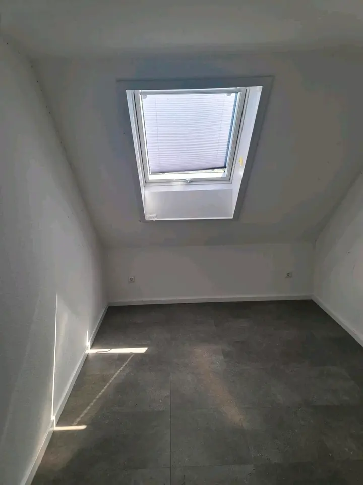 4 Zimmer Wohnung mit 100 m² in Weingarten – Bild 1