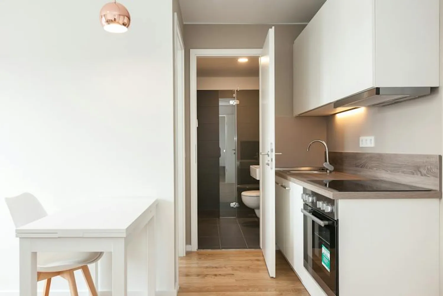 2 Zimmer Wohnung mit 45 m² in Berlin – Bild 11