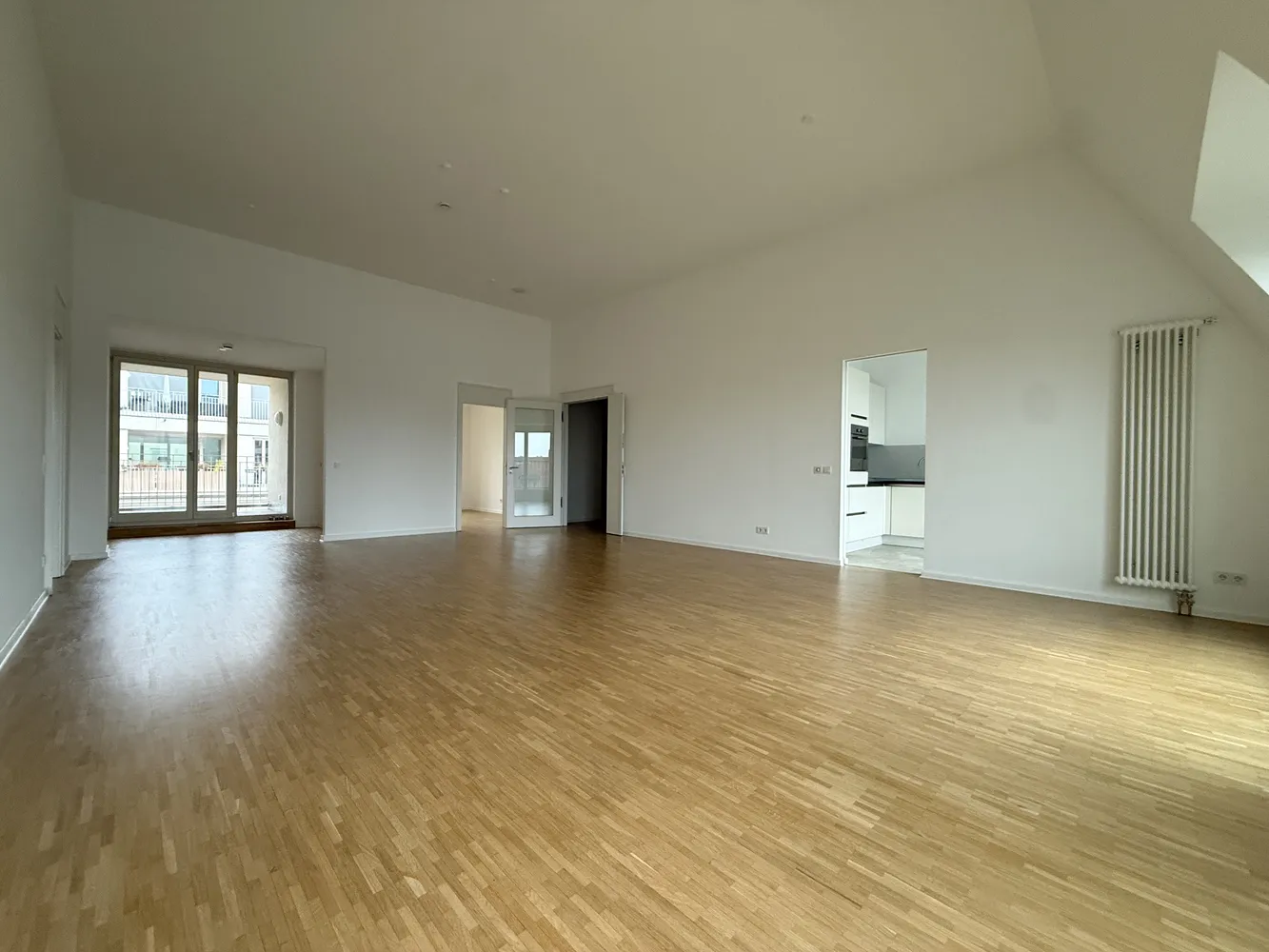 4 Zimmer Wohnung mit 154 m² in Berlin – Bild 5