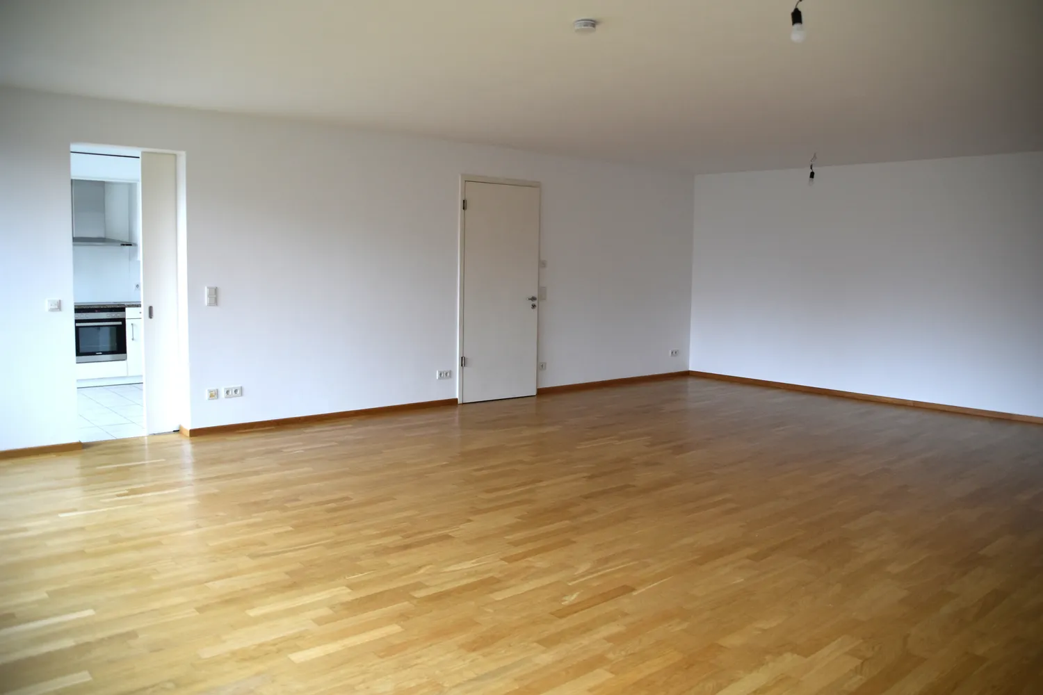 2 Zimmer Wohnung mit 121 m² in Berlin – Bild 6