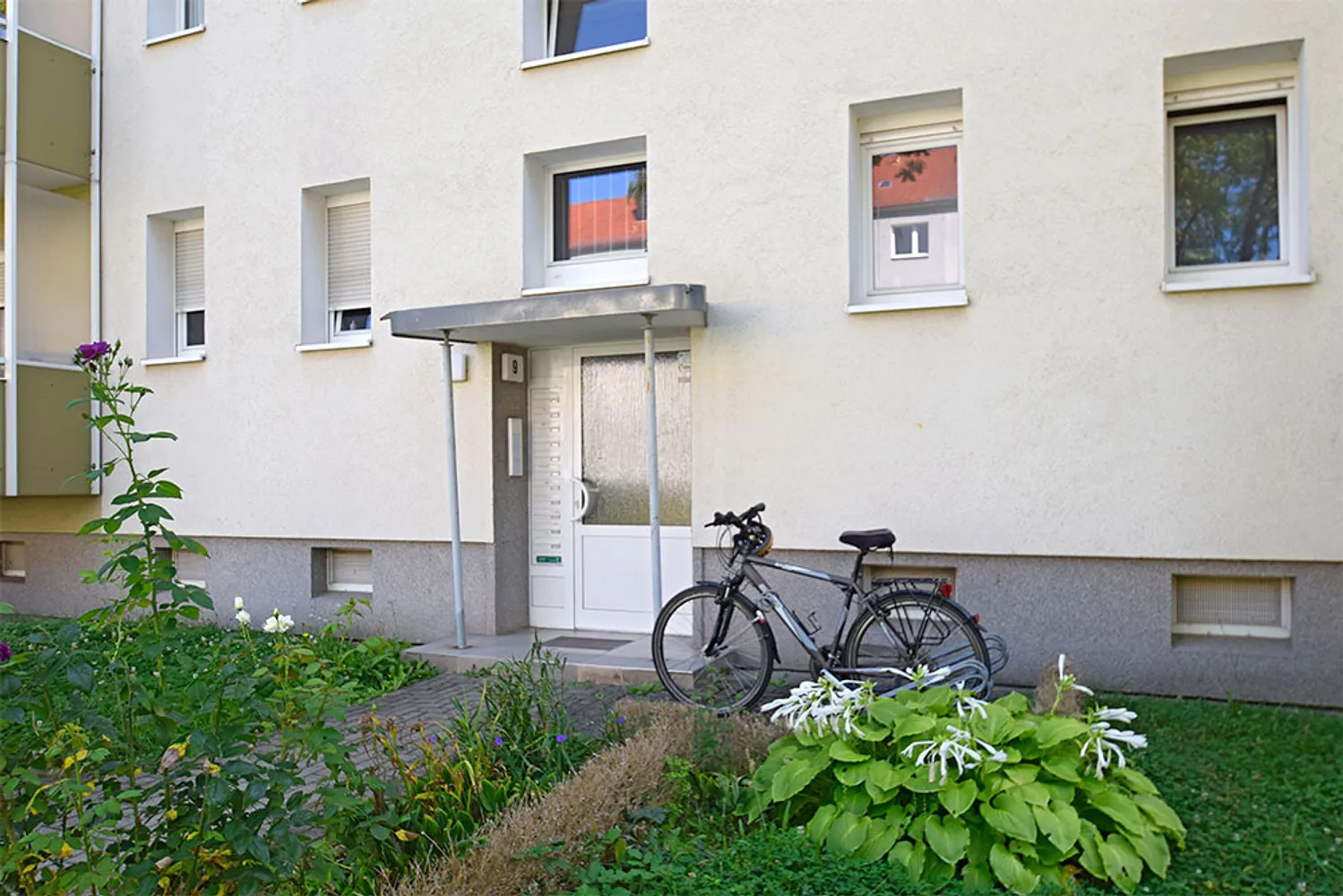 2 Zimmer Wohnung mit 51 m² in Halle (Saale) – Bild 2