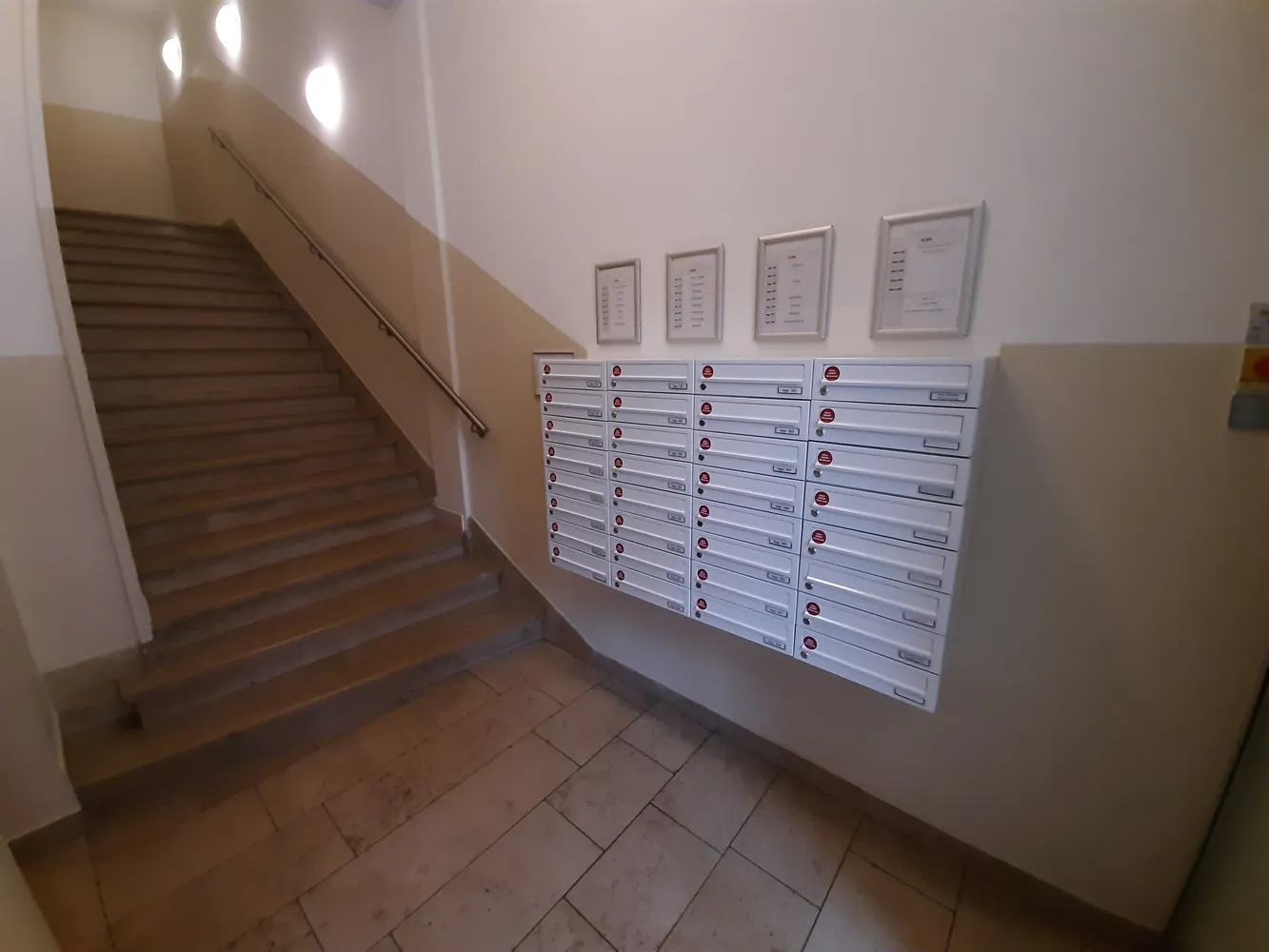 1 Zimmer Wohnung mit 27 m² in Augsburg – Bild 8