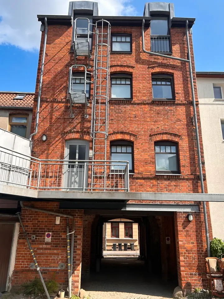 4 Zimmer Wohnung mit 145 m² in Wismar – Bild 3