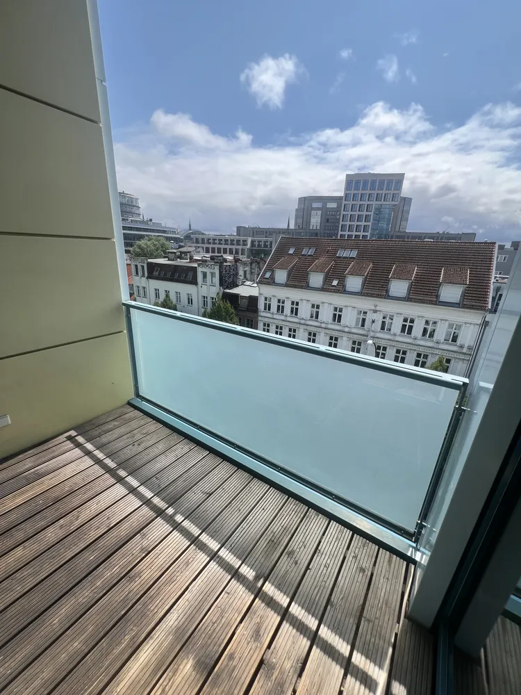 5 Zimmer Wohnung mit 157 m² in Hamburg – Bild 8