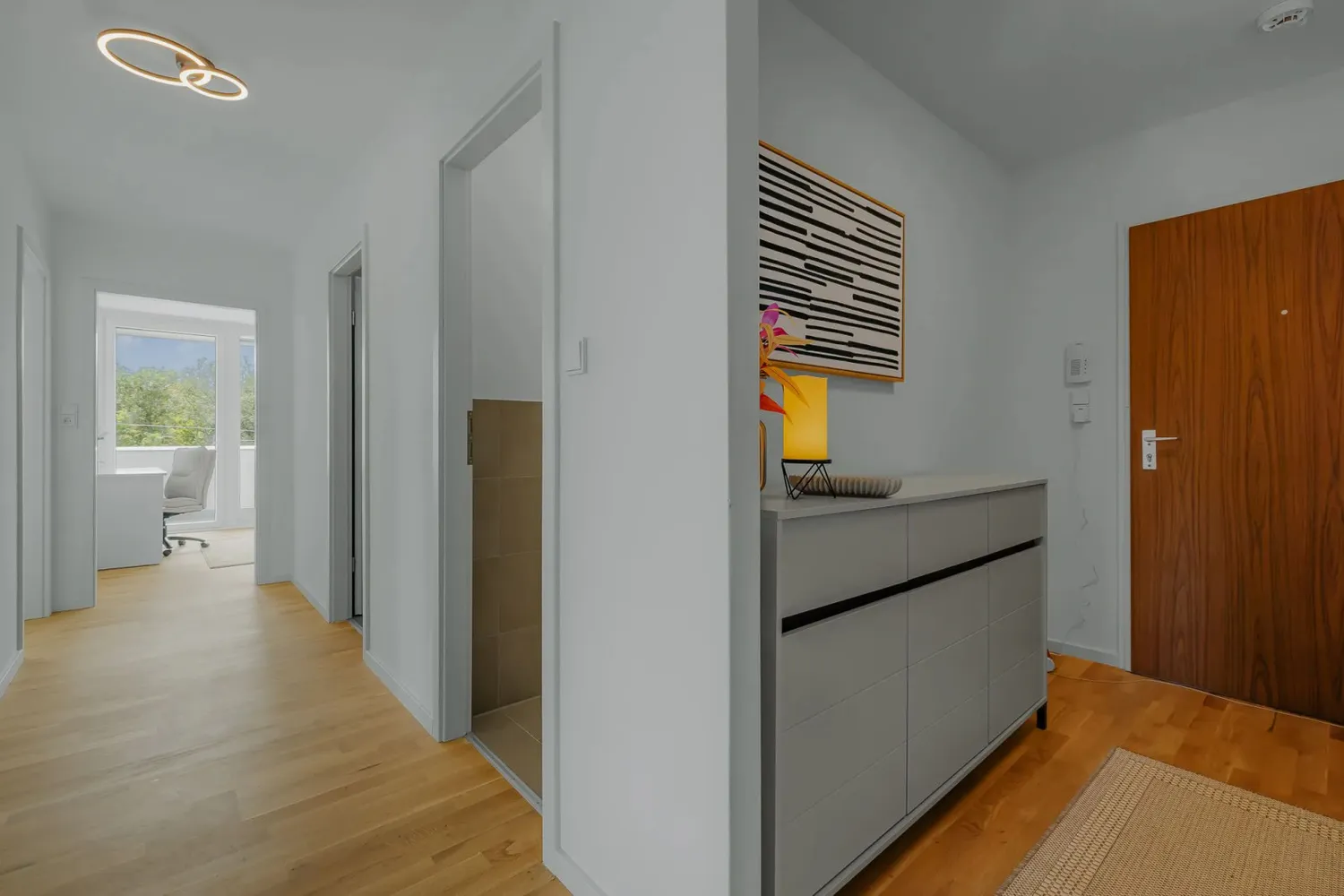 Shared room with 13 m² in Munich – Photo 4