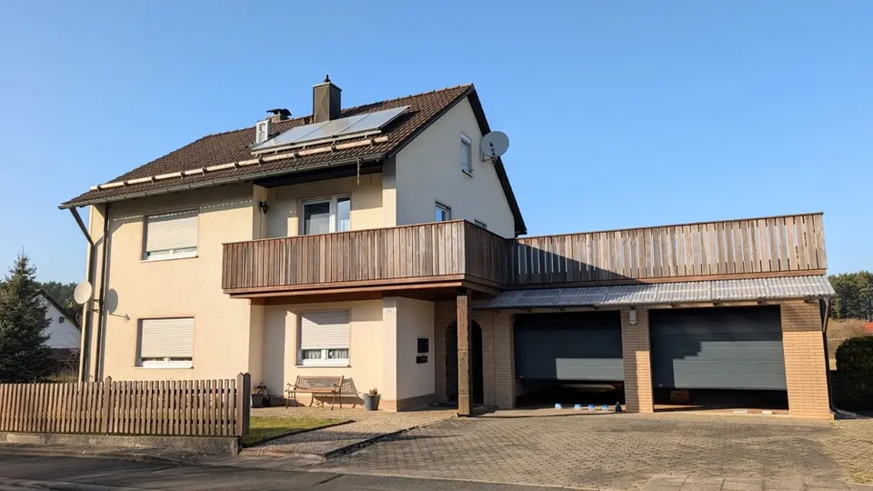 5 room house with 130 m² in Erlangen – Photo 3