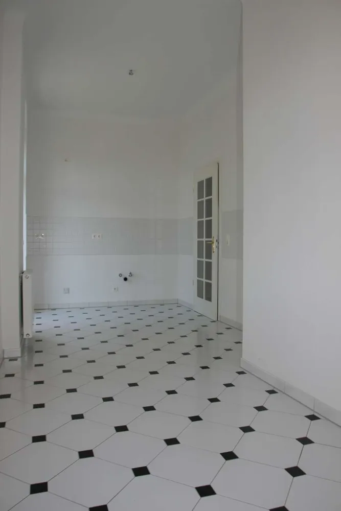 2 Zimmer Wohnung mit 81 m² in Dresden – Bild 11
