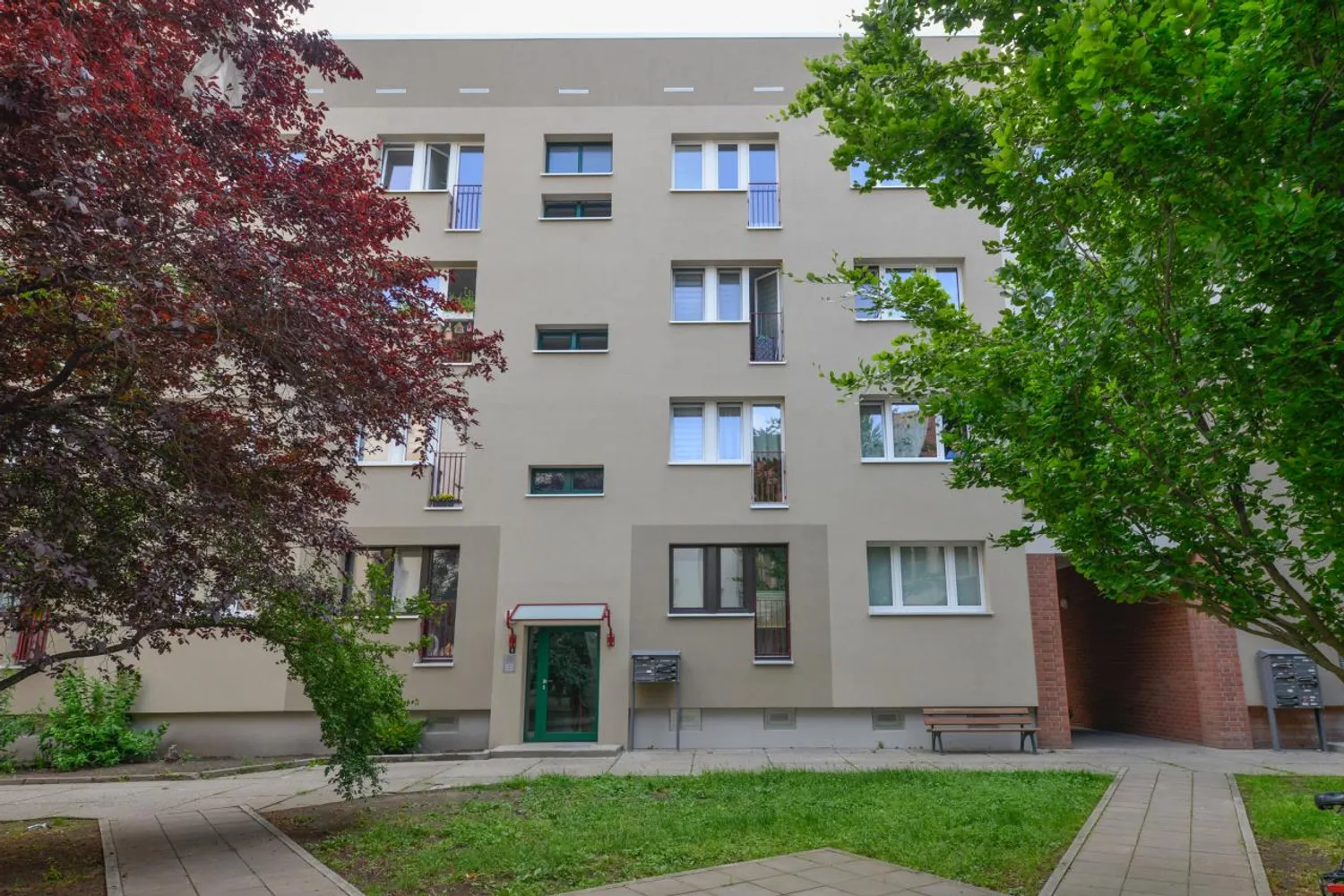 3 Zimmer Wohnung mit 84 m² in Halle (Saale) – Bild 1