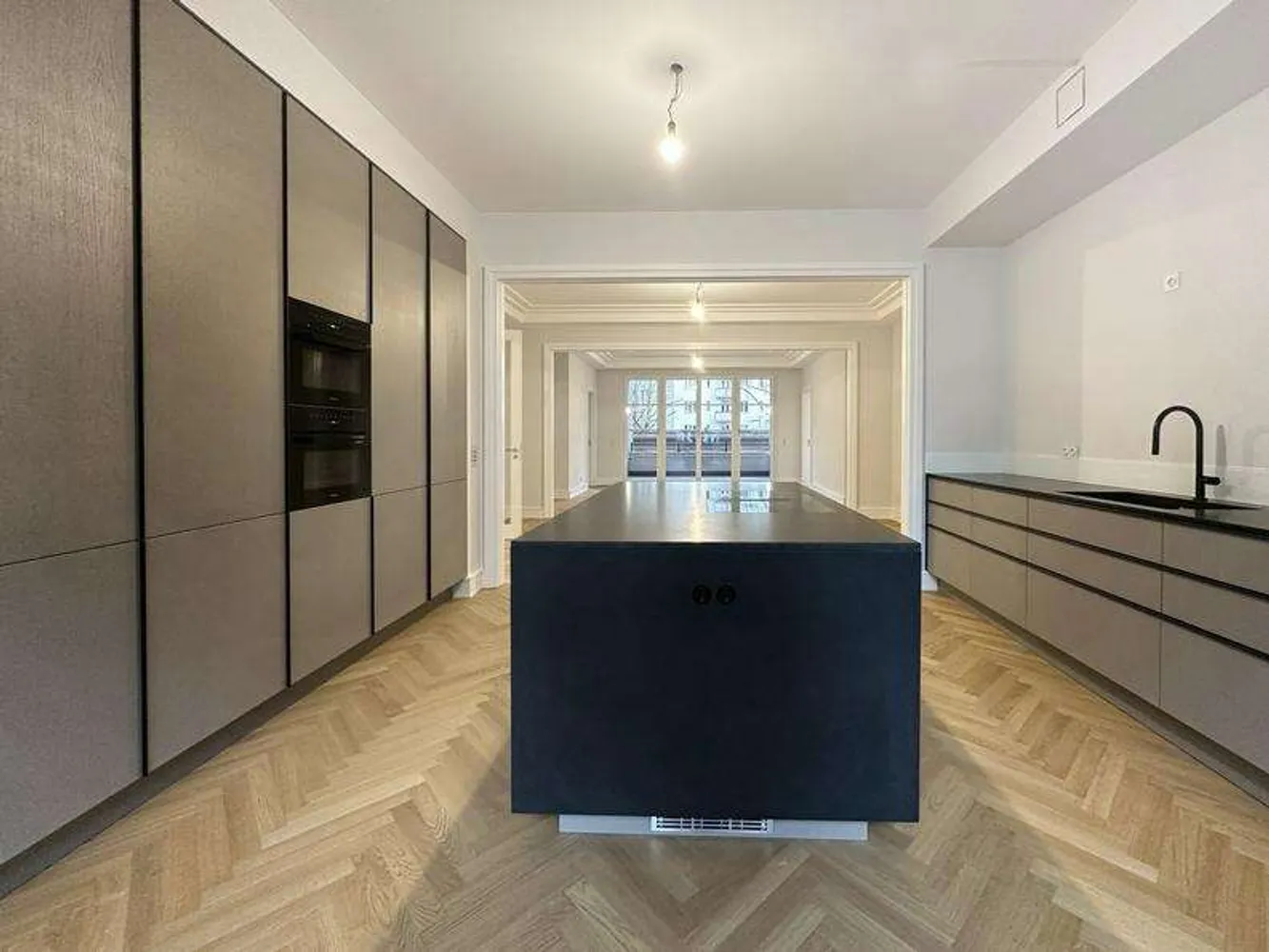 5 Zimmer Wohnung mit 170 m² in Berlin – Bild 6