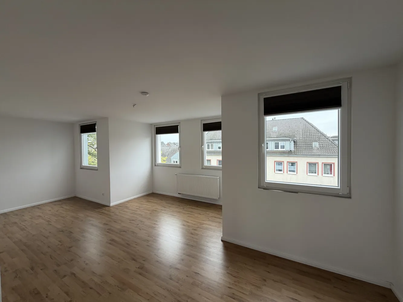 2 Zimmer Wohnung mit 78 m² in Neuss – Bild 3