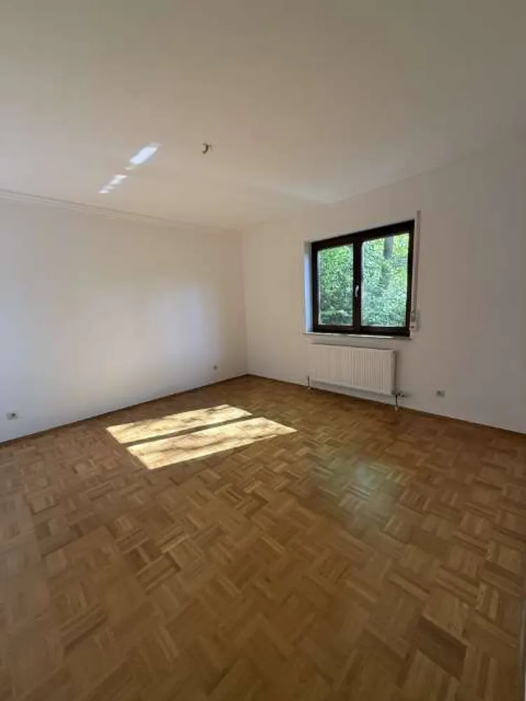 3 Zimmer Wohnung mit 118 m² in Wiesbaden – Bild 6