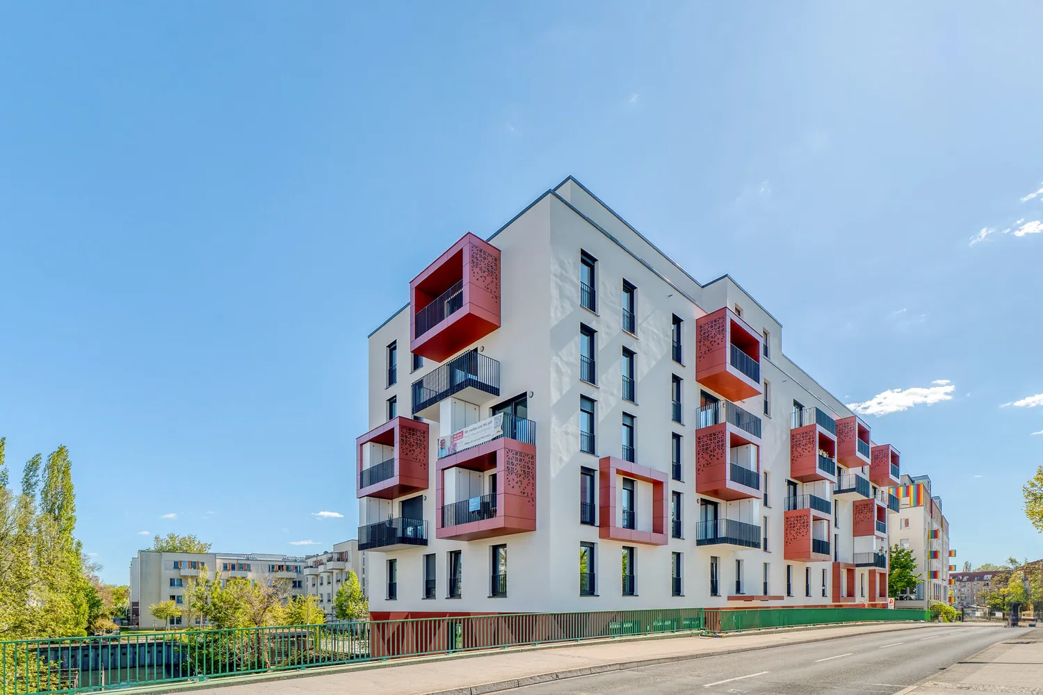 1 room apartment with 66 m² in Berlin – Photo 3