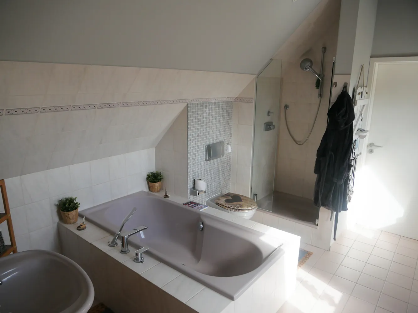 3 Zimmer Wohnung mit 141 m² in Heide – Bild 10