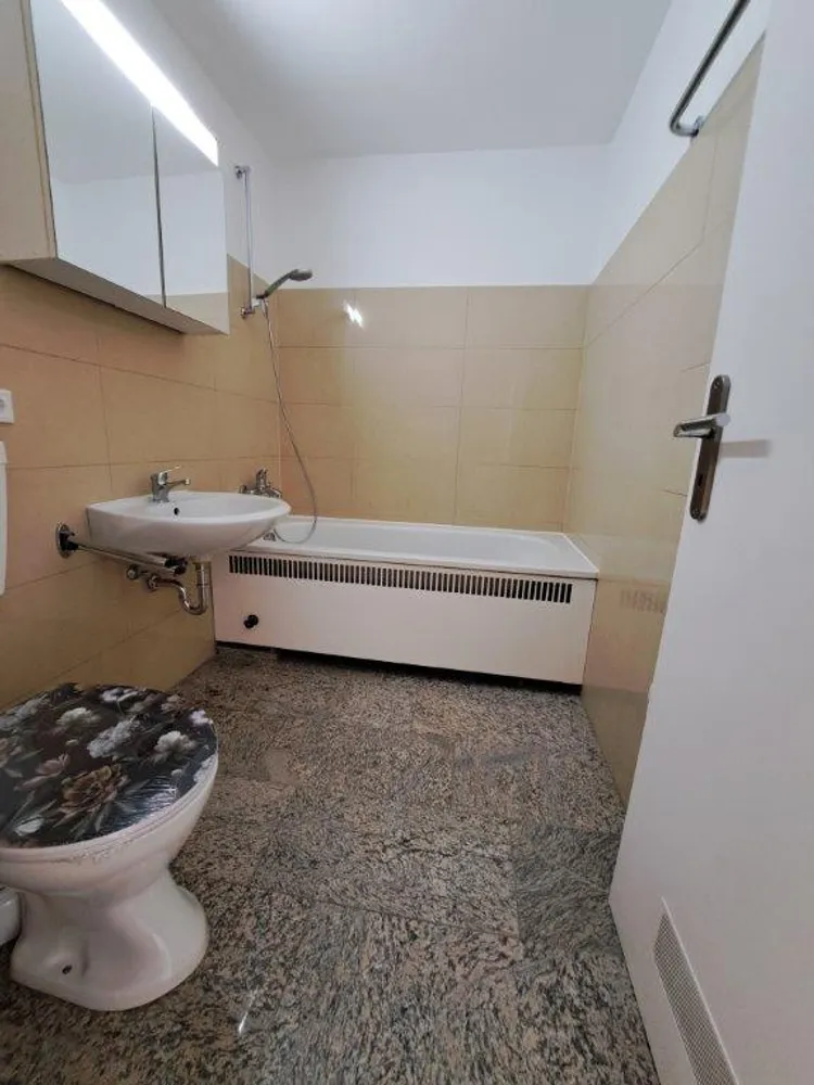 1 Zimmer Wohnung mit 42 m² in München – Bild 6