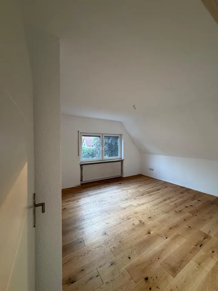 2 Zimmer Wohnung mit 76 m² in Nürnberg – Bild 2