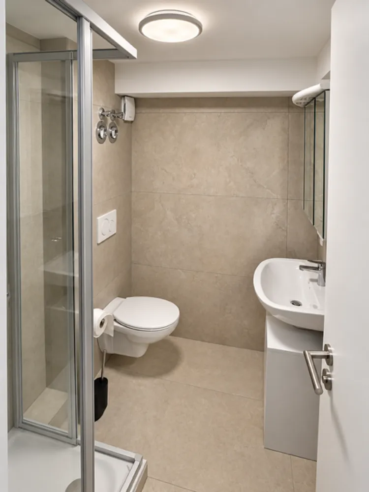 2 room apartment with 40 m² in Frankfurt am Main – Photo 7