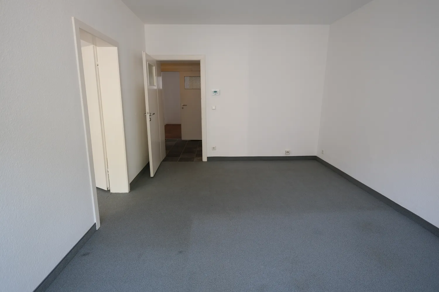 2 Zimmer Wohnung mit 65 m² in Düsseldorf – Bild 3