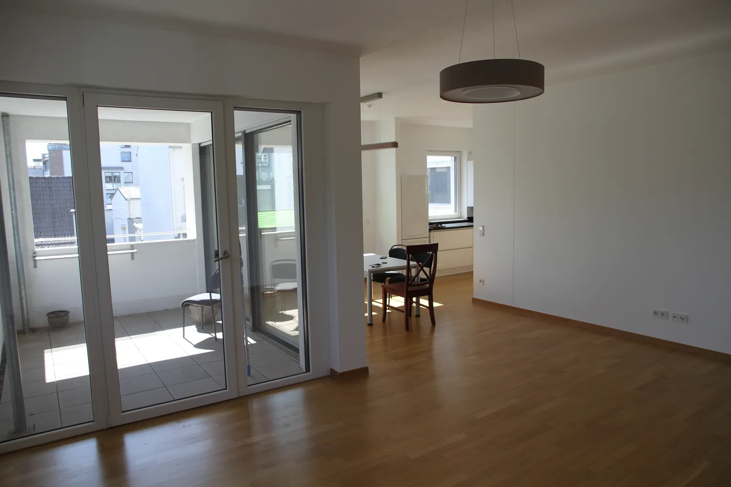 4 Zimmer Wohnung mit 106 m² in Hilden – Bild 3
